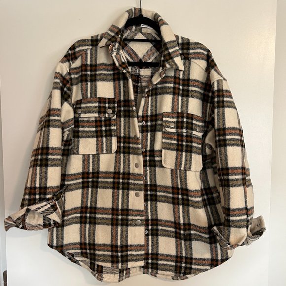 STACCATO cream/black plaid shacket Size M. - Picture 2 of 5